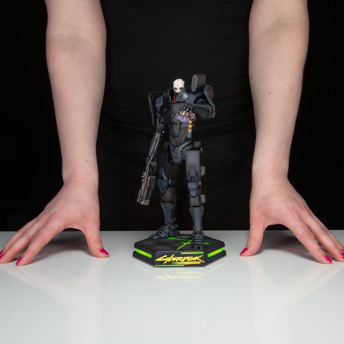 Cyberpunk: Edgerunners - Adam Smasher 25 cm - Figuuri (keräilyhahmo)