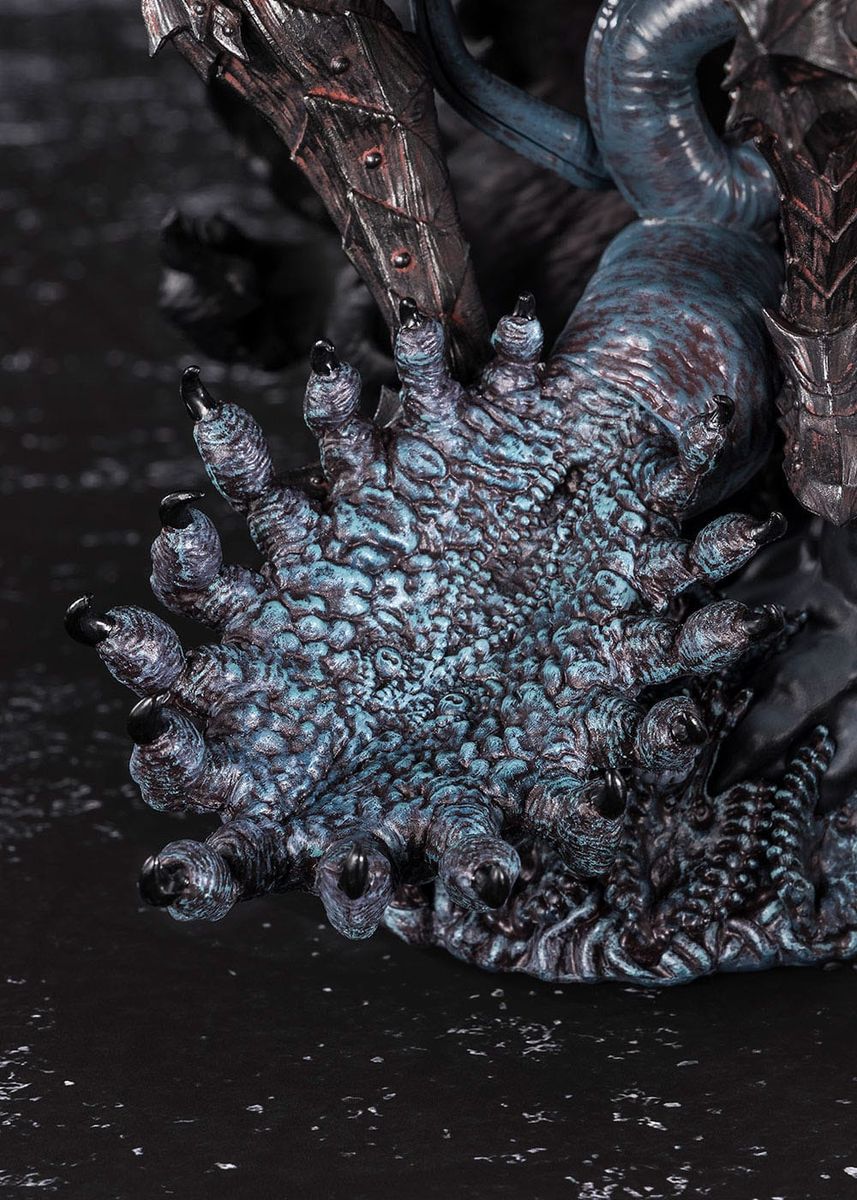 Berserk - Figuarts ZERO Metallic Touch Guts Berserker Armor - Figuuri (keräilyhahmo)