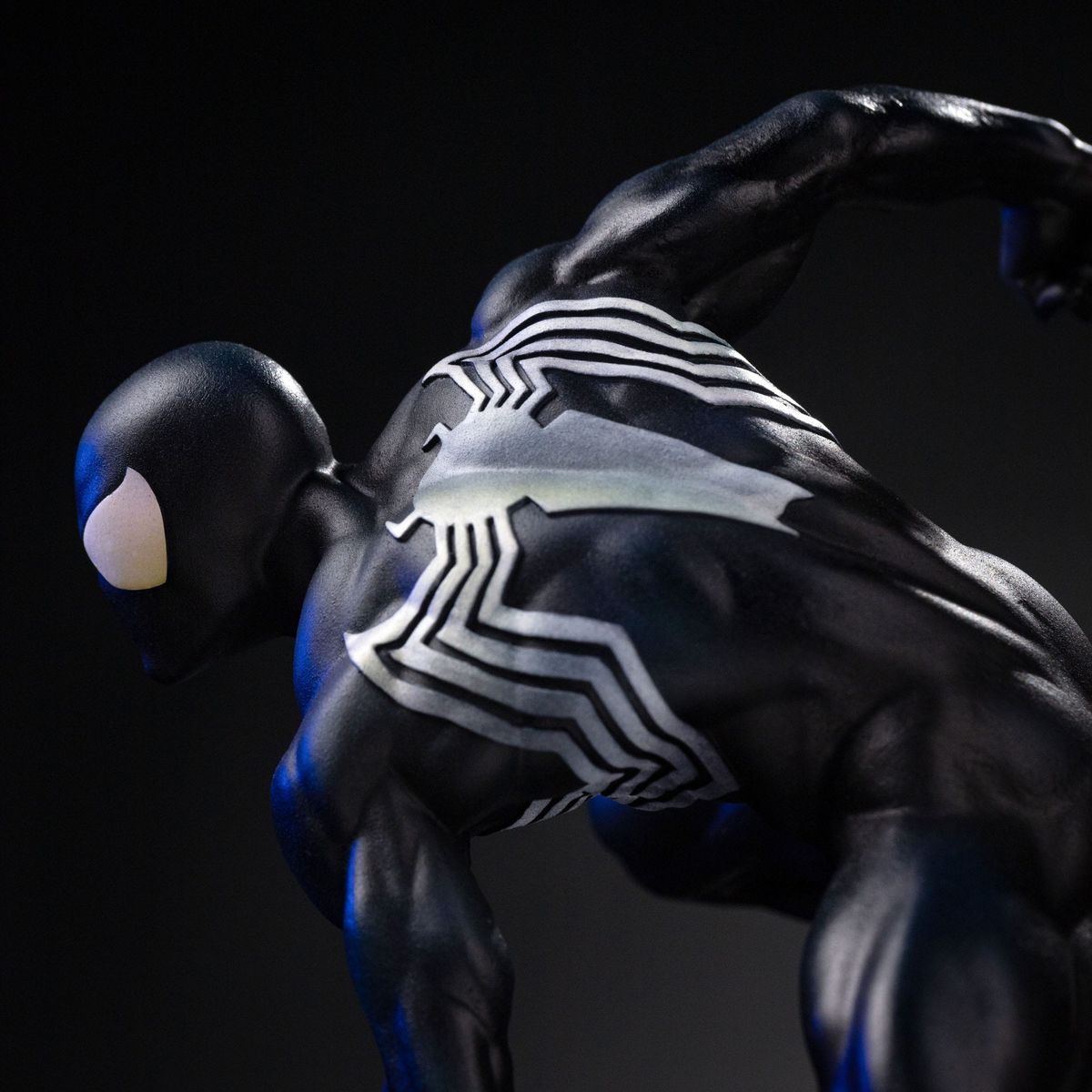 Marvel - BDS Art Scale Statue 1/10 Spider-Man Black Costume - Figuuri (keräilyhahmo)
