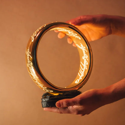 Taru sormusten herrasta  - One Ring - Valaisin (lamppu)