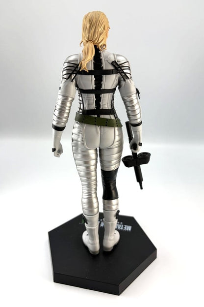 Metal Gear Solid - Delta: Snake Eater PVC Figure The Boss - Figuuri (keräilyhahmo)