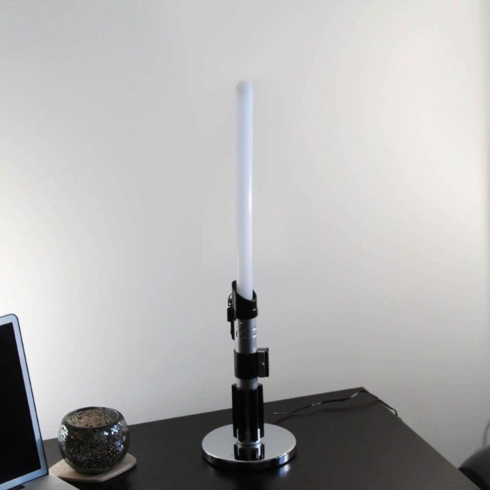 Star Wars - Darth Vader Lightsaber - Valaisin (lamppu)